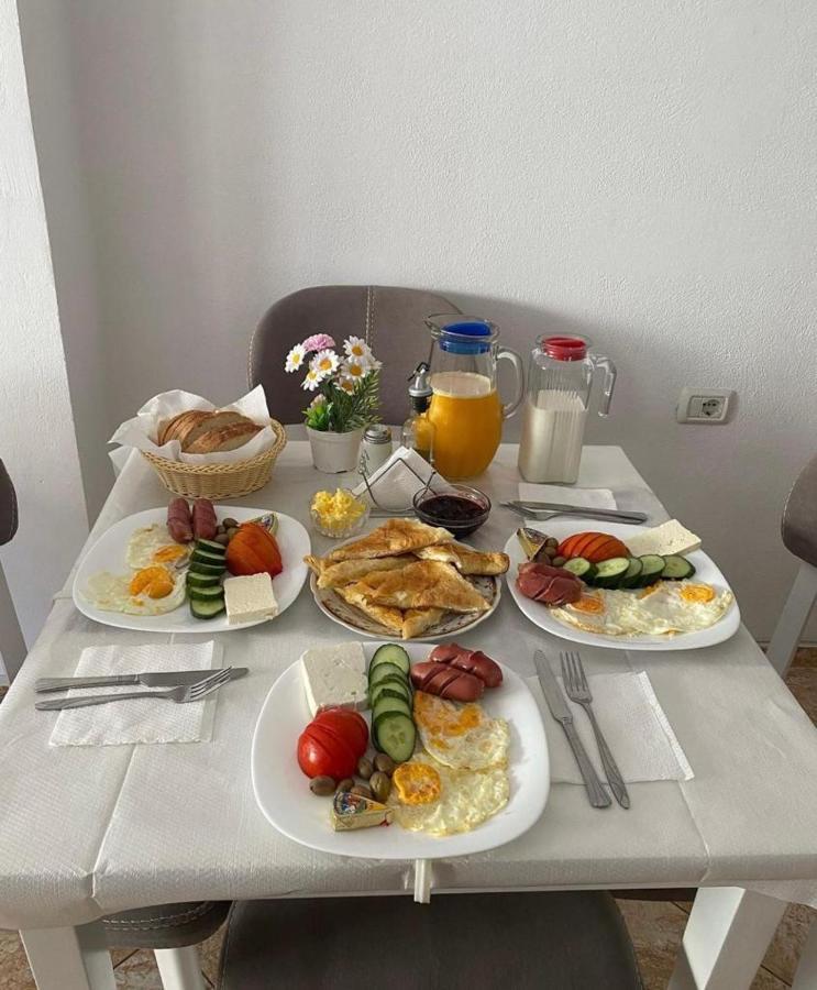 Edina By Hp Hotel Sarande Ngoại thất bức ảnh
